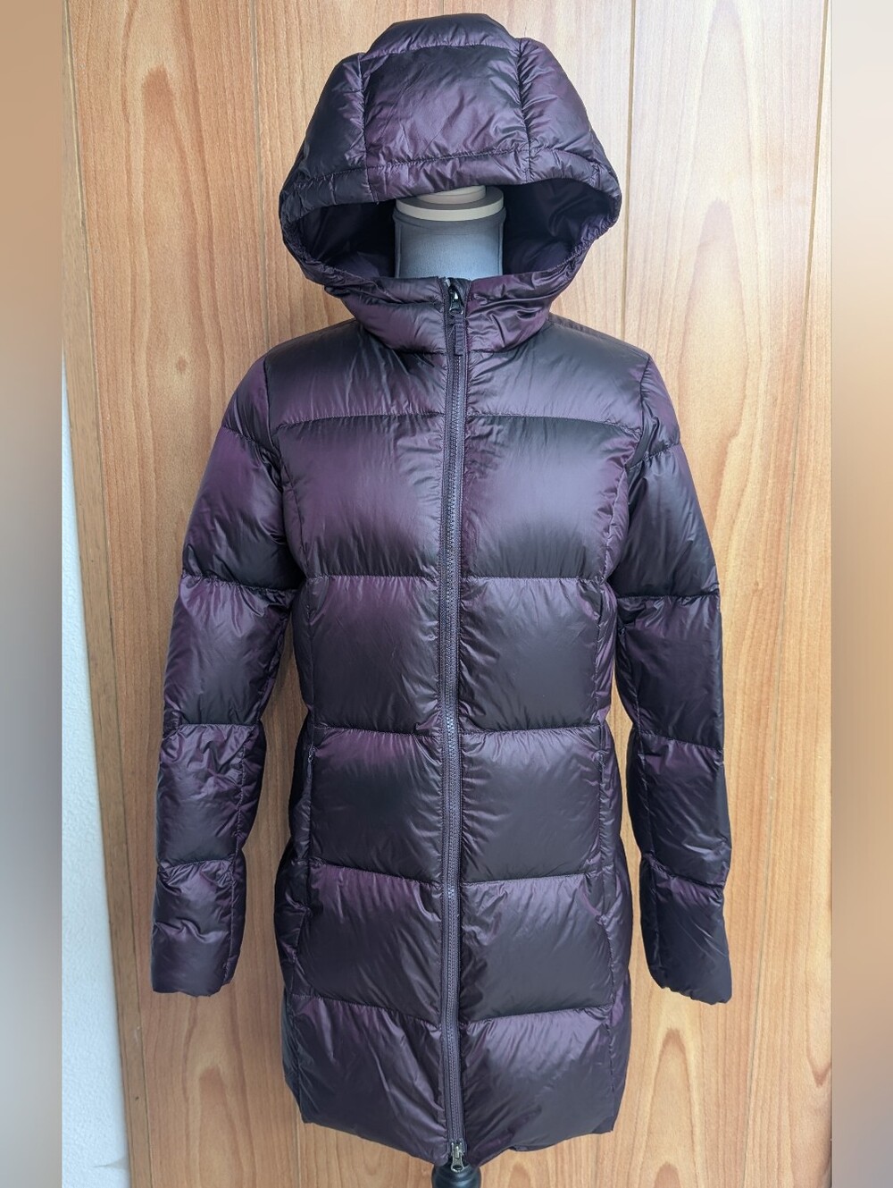 Eddie Bauer Luna Peak Down Parka Jacket Hooded Puffer Coat Plum Purple Small